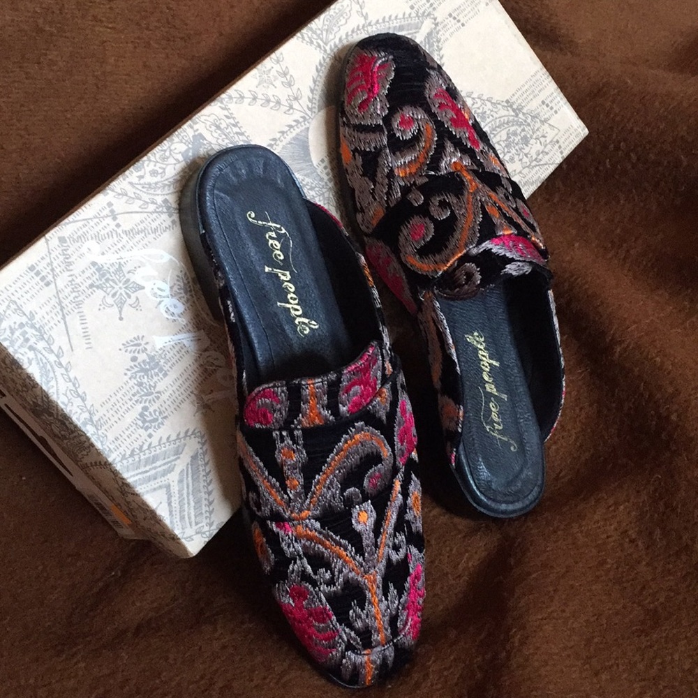 New Free People Brocade at Ease Loafer